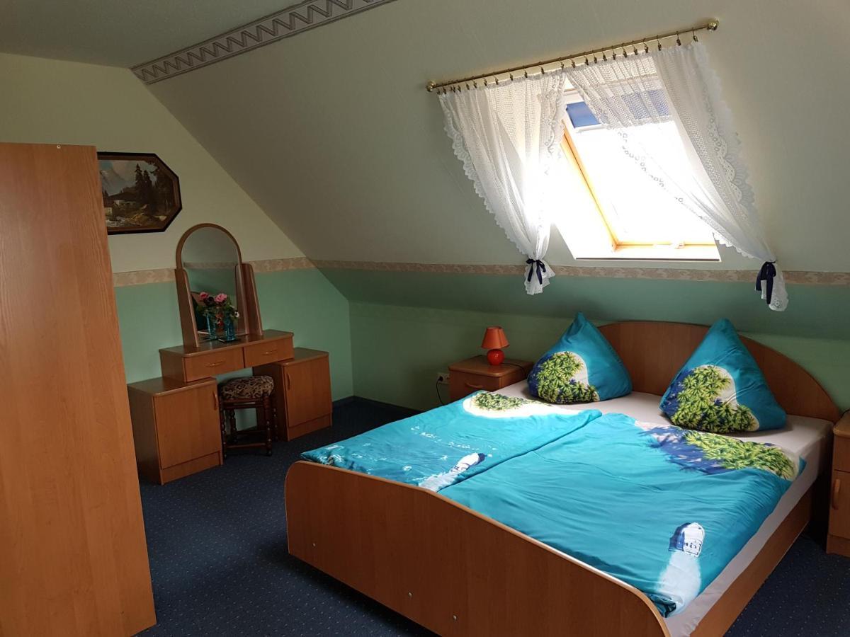Landpension Zum Schweizerberg Neugrimnitz Bagian luar foto