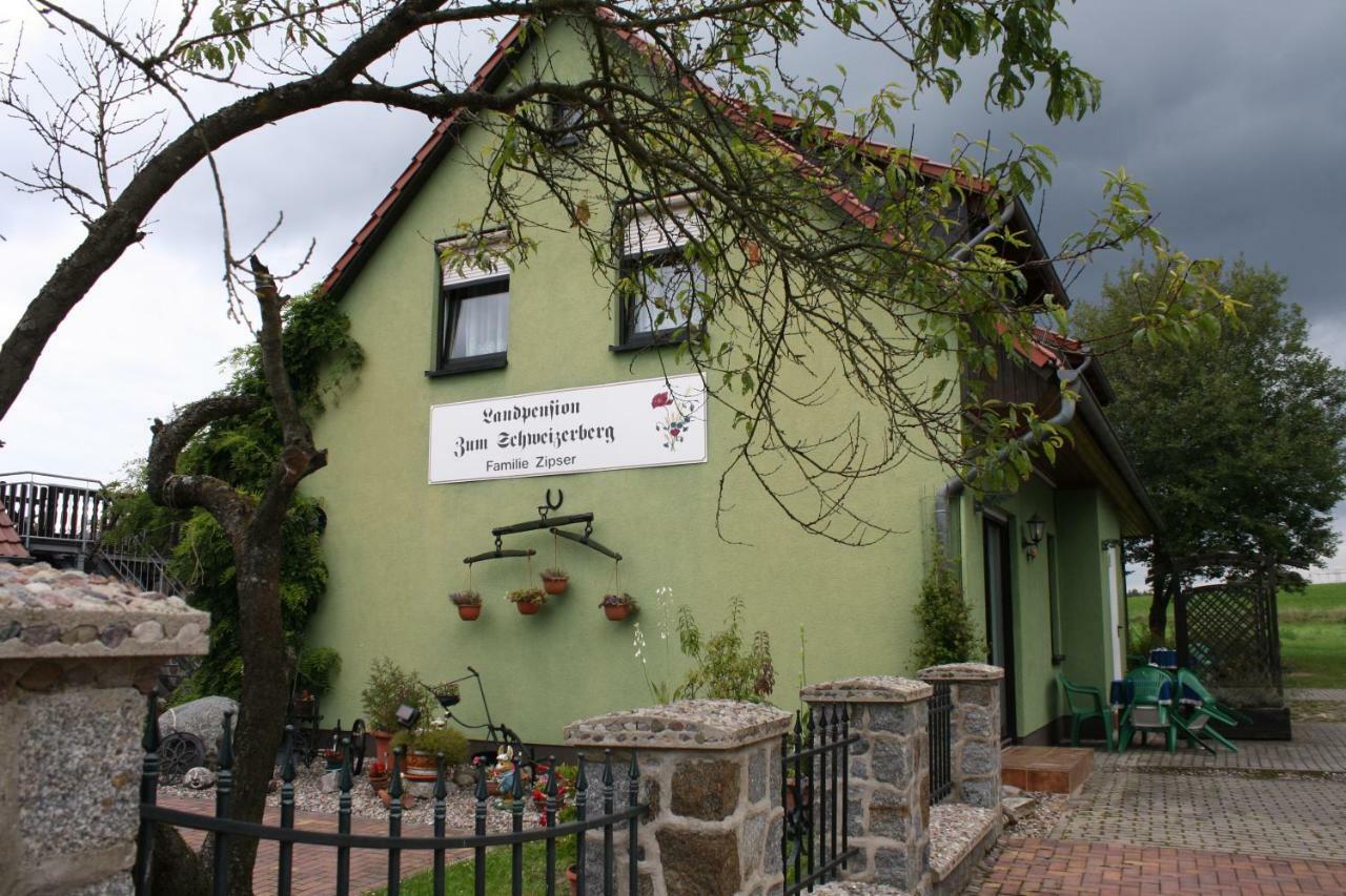Landpension Zum Schweizerberg Neugrimnitz Bagian luar foto